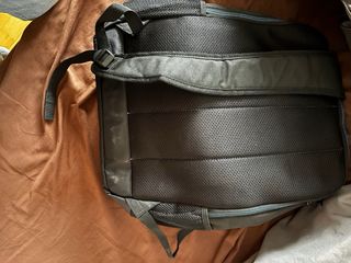 Mochila Dell Negra Diseño Geométrico