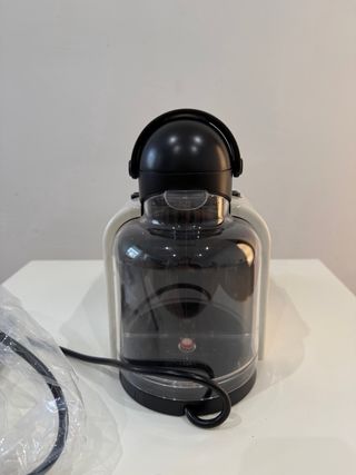 Cafetera Nespresso Essenza Original DeLonghi