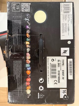 Cafetera Nespresso Essenza Original DeLonghi