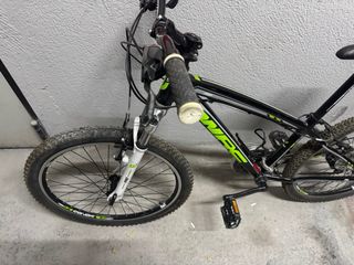 Bicicleta Montaña Negra y Verde