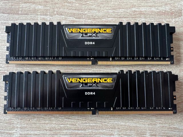 Corsair Vengeance LPX 32GB DDR4 3600MHz C18