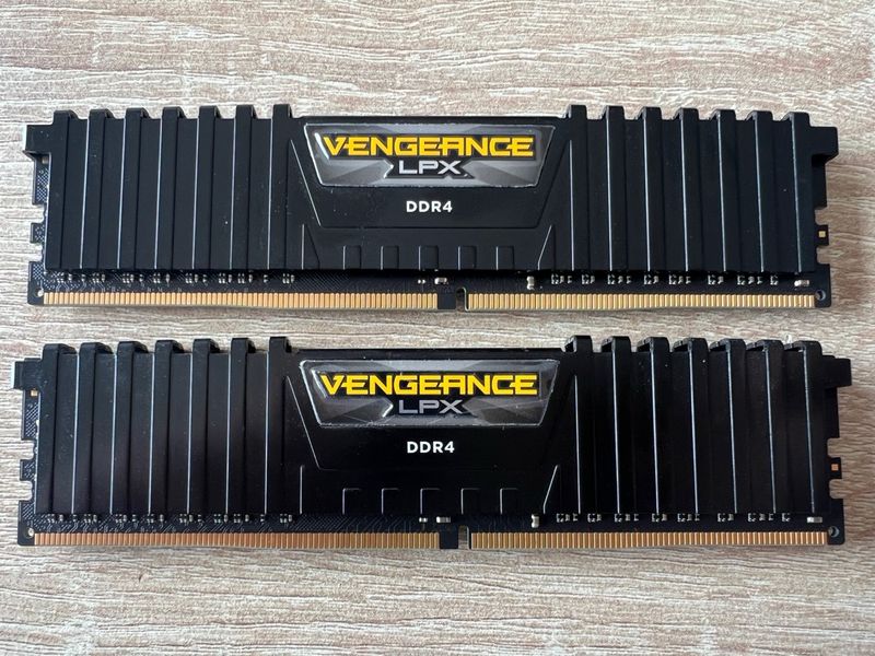 Corsair Vengeance LPX 32GB DDR4 3600MHz C18