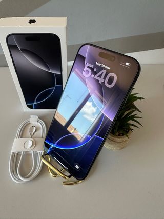 iPhone 16 Pro Max COMO NUEVO!