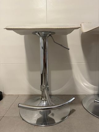 Cambio trueque 2 Taburetes Altos Cocina Comedor