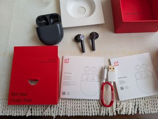 OnePlus Buds Gray