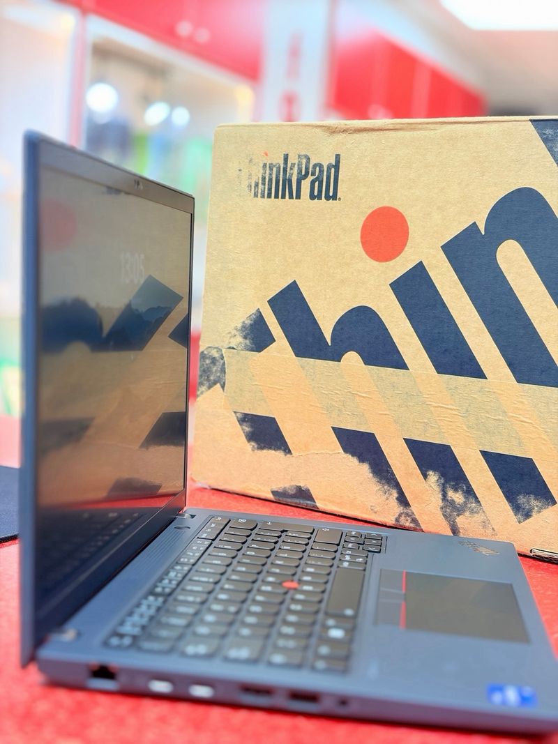 Lenovo ThinkPad T14 i7 13th Gen afbeelding 2
