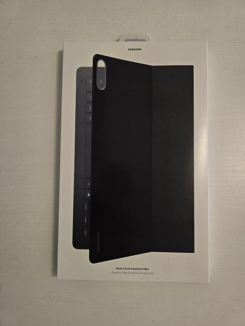 Funda con teclado Samsung Book Cover Keyboard Slim para Galaxy Tab S11 Ultra