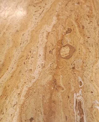 Mesita antigua mármol y madera