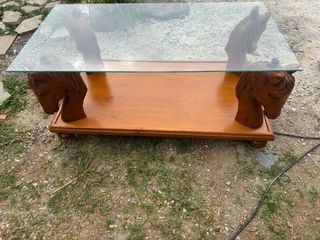 Mesa centro madera vintage caballos cristal