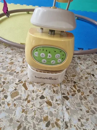 Balancín eléctrico bebé con música