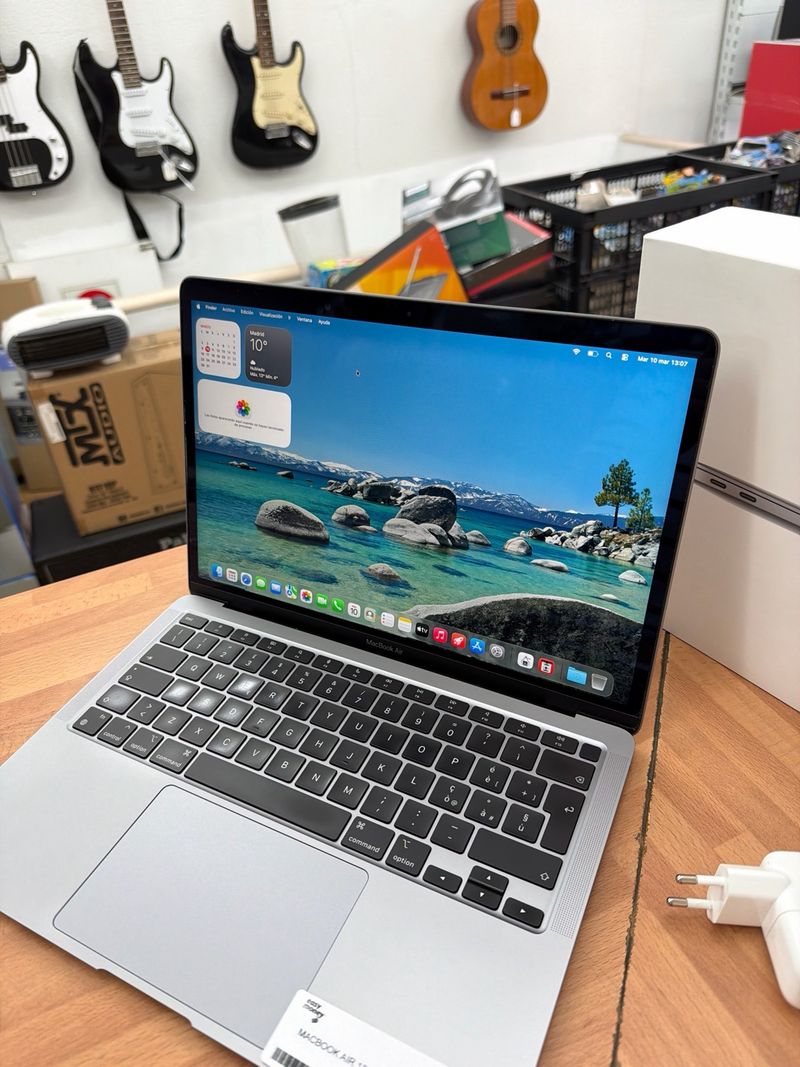 MacBook Air 2020 M1 13” 8GB RAM 256GB SSD afbeelding 4