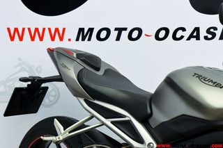TRIUMPH STREET TRIPLE 765 RS