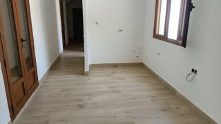 ALQUILER ÁTICO 120m Terraza 50m