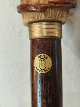 Bastón busto perro Finna (Girona). Modelo Braco.