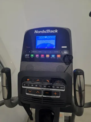 Bicicleta Elíptica Nordictrack E15