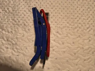 Bomba de pie para neumáticos con manómetro