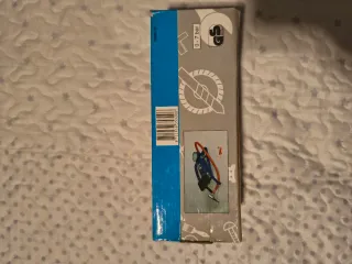 Bomba de pie para neumáticos con manómetro