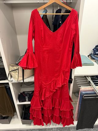 Traje de flamenca rojo plumeti