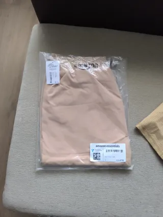 Pantalón corto mujer Amazon Essentials beige