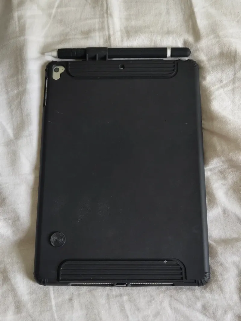iPad Air 2 Plata + boli genérico + funda afbeelding 7