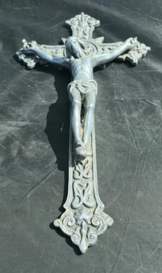 Gran Crucifijo Vintage Metal