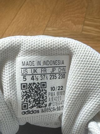 Zapatillas Adidas Blancas y Rojas Talla 37 1/2