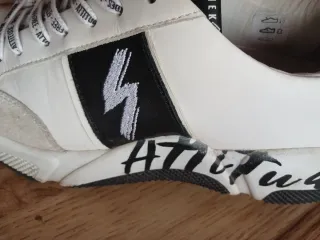 Zapatillas Mekkdes Piel Talla 39