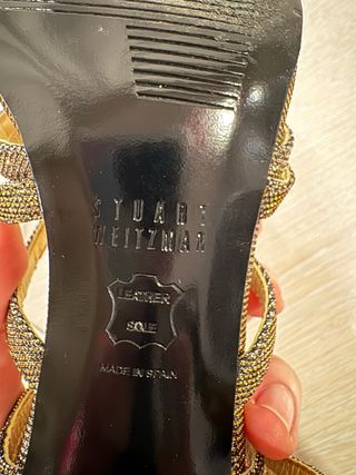 Sandalias Stuart Weitzman tacón medio