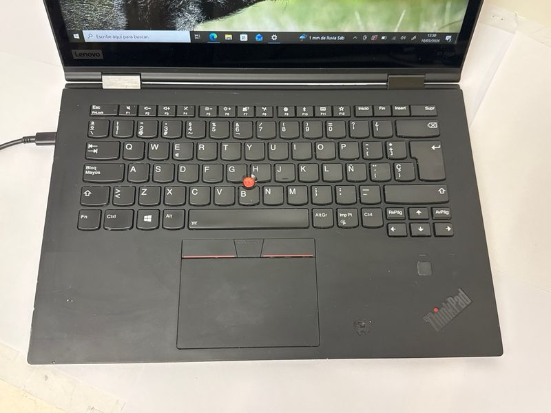 Lenovo ThinkPad X1 Yoga G3| i7| 16GB RAM| Táctil afbeelding 3