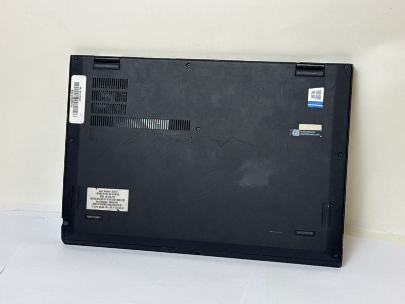 Lenovo ThinkPad X1 Yoga G3| i7| 16GB RAM| Táctil afbeelding 5