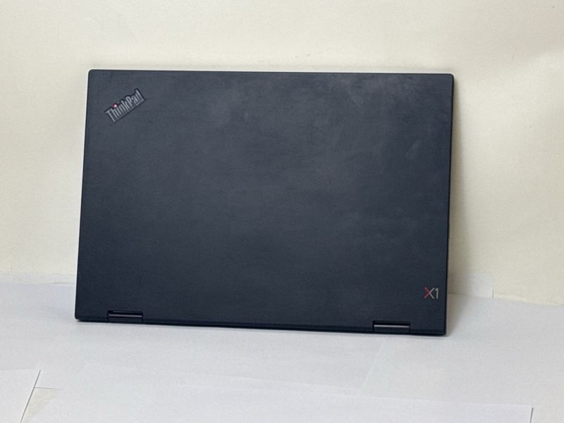 Lenovo ThinkPad X1 Yoga G3| i7| 16GB RAM| Táctil afbeelding 4
