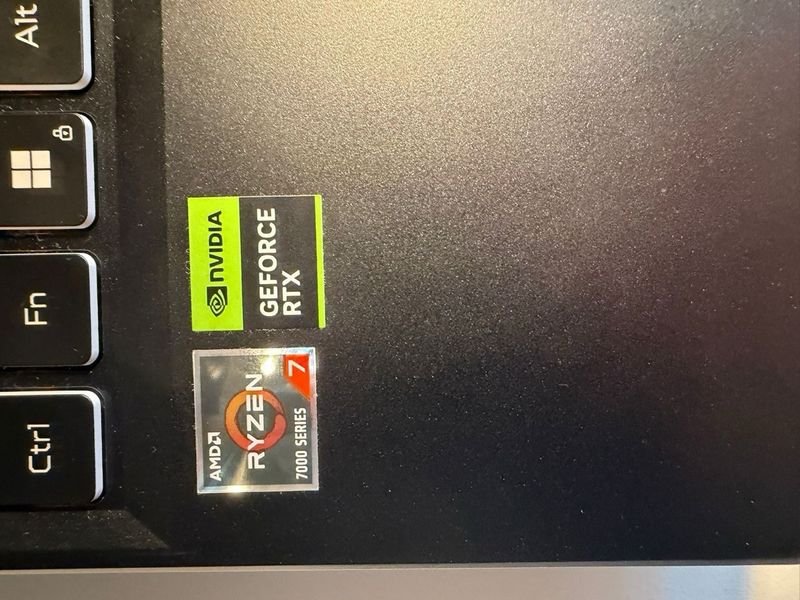Portátil Gaming Acer Nitro 16 GeForce RTX 4050 afbeelding 6
