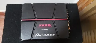 Etapa y Subwoofer con cajón Pioneer