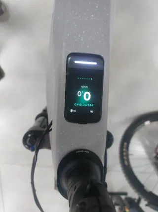 Bicicleta elctrica de TEST GIANT REIGN E+2 T-L