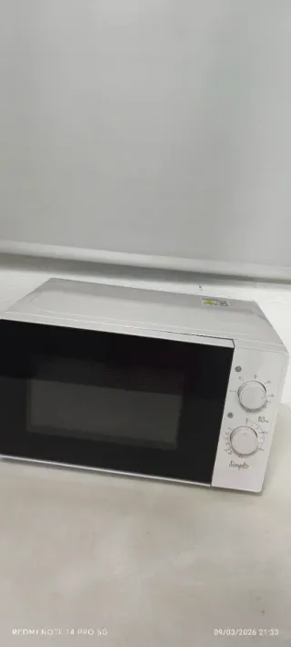 Microondas con Grill 20L