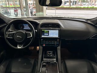 Jaguar F-Pace 250 R-Sport 2020