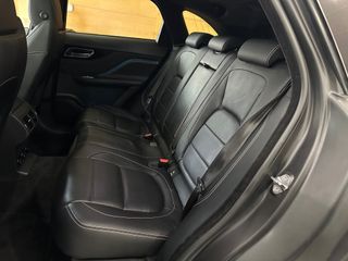 Jaguar F-Pace 250 R-Sport 2020