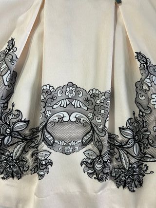 Abito elegante Rinascimento avorio e nero Taglia M