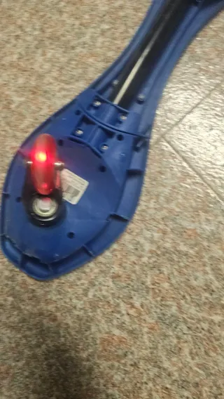 Skateboard a due ruote Questo dispositivo è un wav