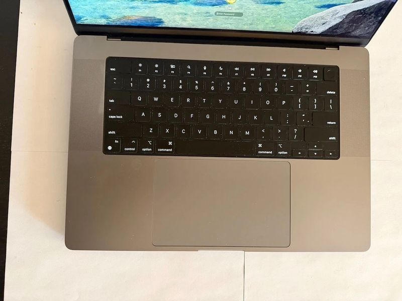 MacBook Pro 16 M1 Max 32GB RAM 1TB SSD afbeelding 2