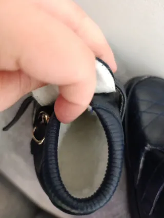 Zapatos infantiles talla 23