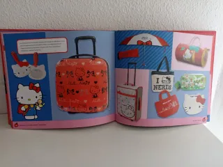 Hello Kitty. Un Paseo por su Simpático Mundo.