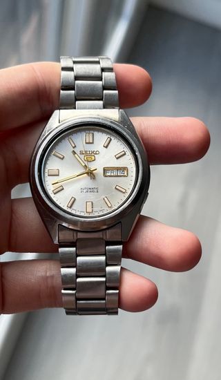 Reloj Seiko 5 Automático Oro y Plata