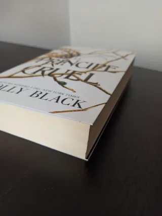 El príncipe cruel – Holly Black (fantasía juvenil)