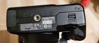 Cámara Canon EOS 1000D + Accesorios