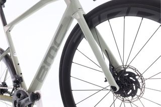 BMC Roadmachine 01 Three AXS 12V (carretera) t.56 Reacondicionada