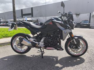 BMW F900R Negra/Gris