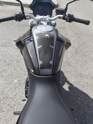 BMW F900R Negra/Gris