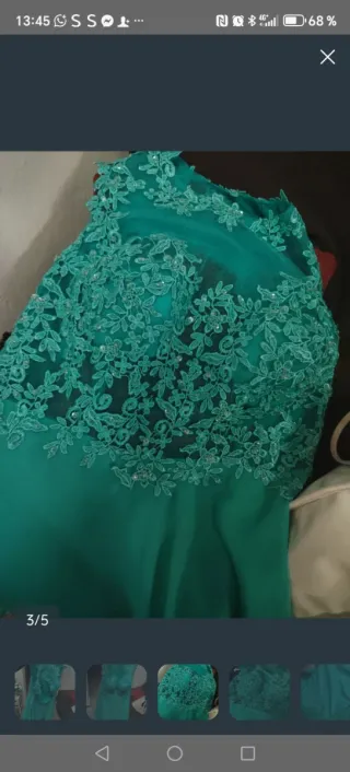 Vestido de fiesta verde con encaje