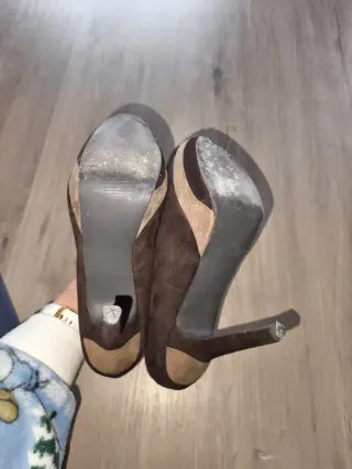 Zapatos de salón Xti marrones talla 39